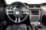 Ford Mustang GT 2010 года